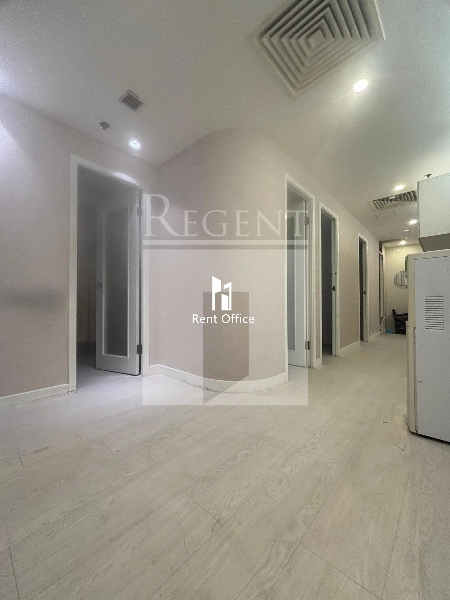 SIKI CENTRE (兆基商業中心)