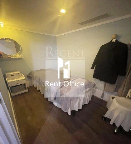 1 Lan Kwai Fong (兰桂坊1号)-RGP4617141