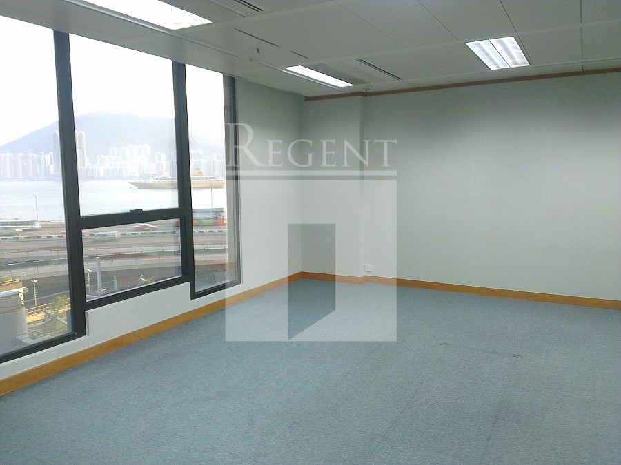 LU PLAZA (振萬廣場)