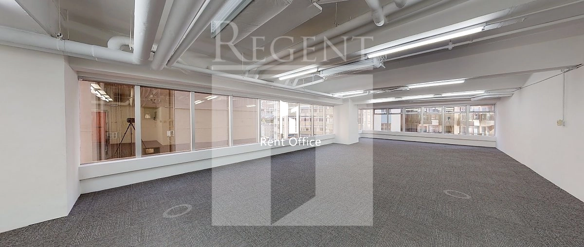 UNIVERSAL TRADE CENTRE (環貿中心)